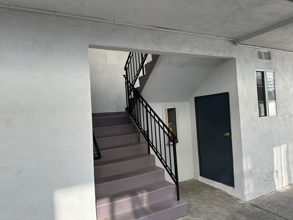 View Photo