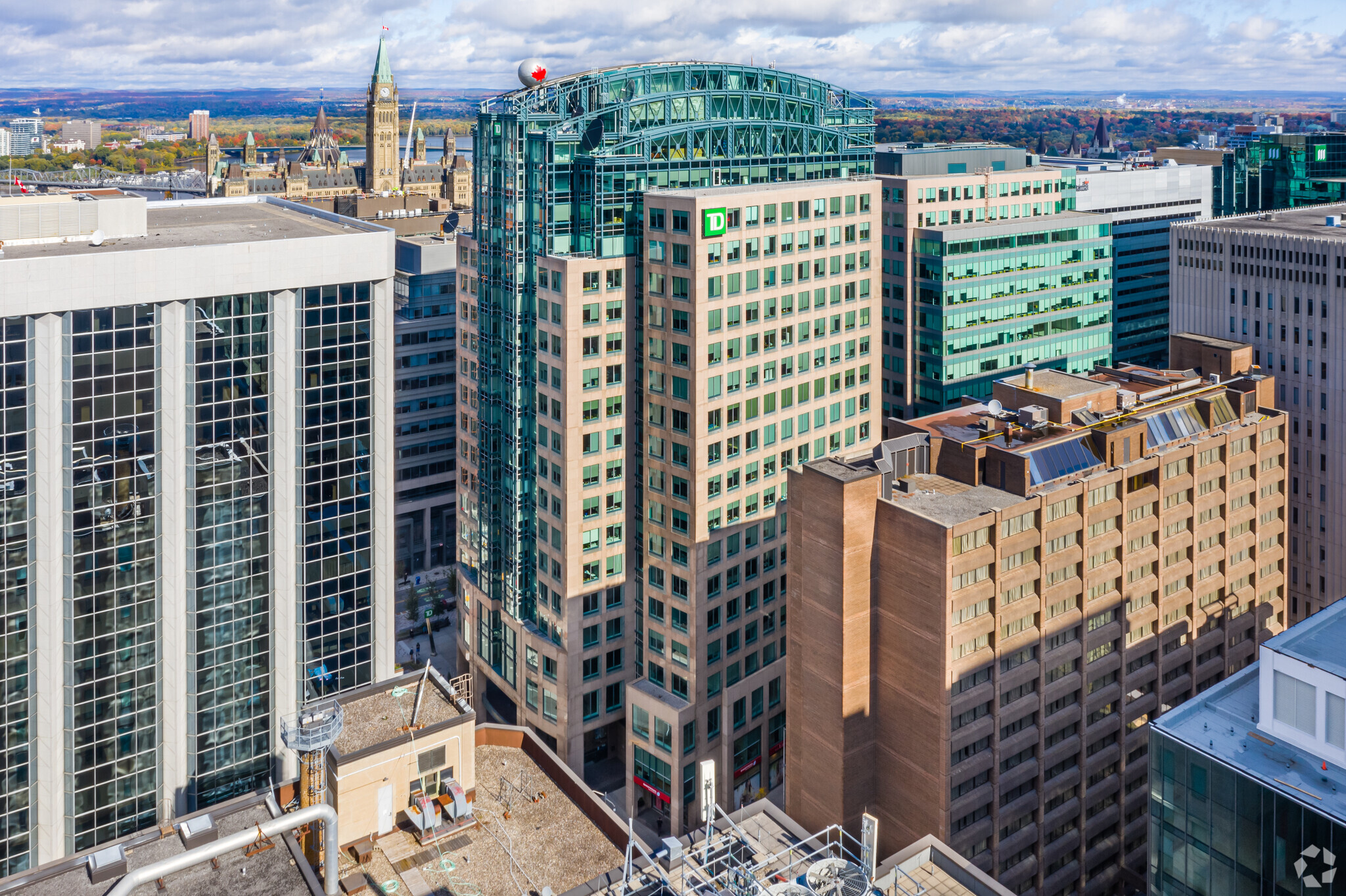 45 O'Connor St, Ottawa, ON à louer Photo principale– Image 1 sur 23