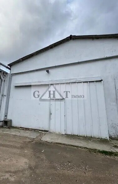 Industriel/Logistique dans Champigny-sur-Marne à louer - Photo de l’immeuble – Image 1 sur 2