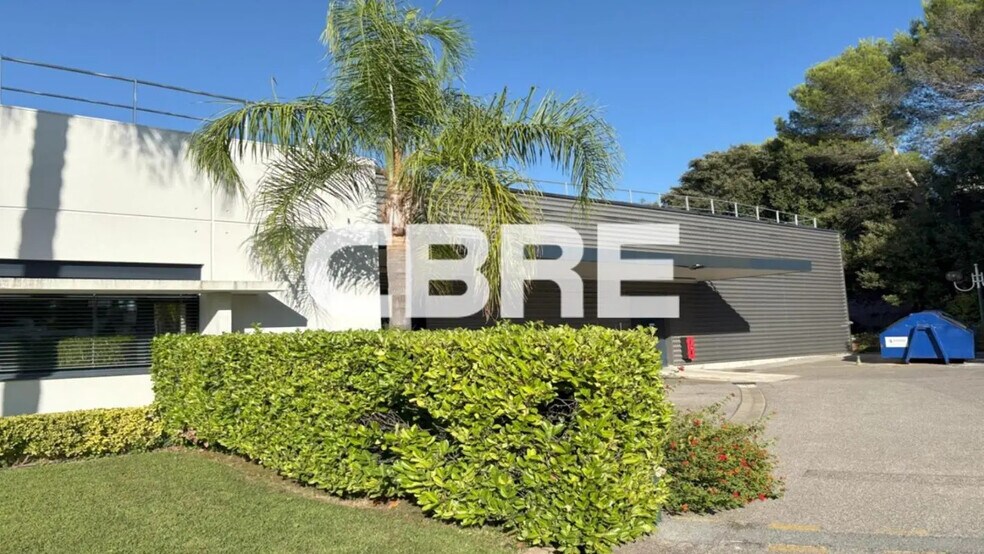 Bureau dans Biot à vendre - Photo de l’immeuble – Image 1 sur 8