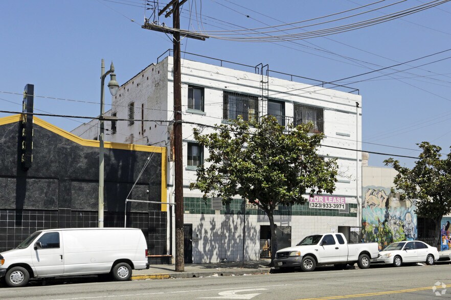 3305-3307 S Main St, Los Angeles, CA à louer - Photo de l’immeuble – Image 2 sur 7