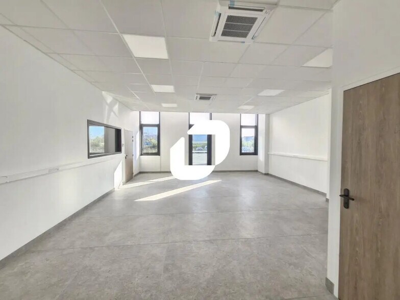 Bureau dans Serris à louer - Photo de l’immeuble – Image 2 sur 4