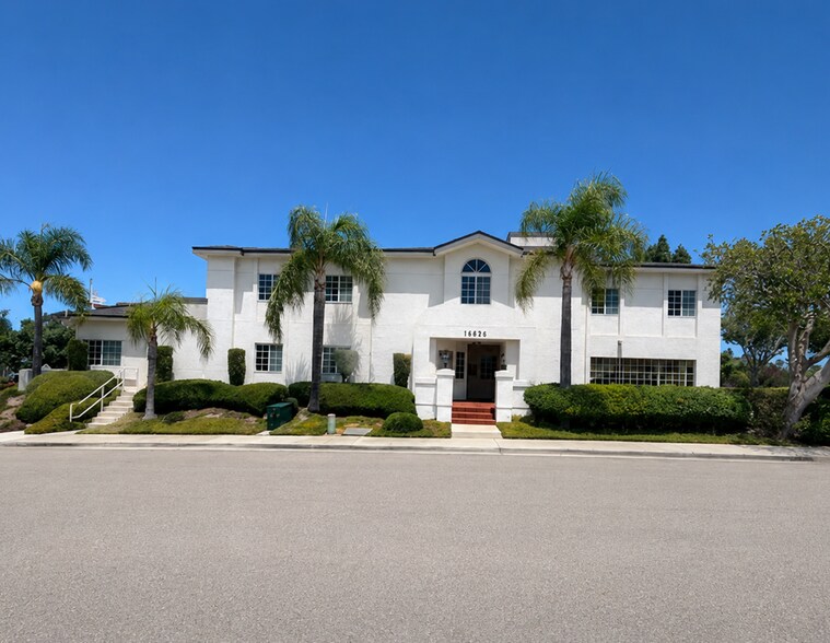 10850 Baroque Ln, San Diego, CA à louer - Photo de l’immeuble – Image 1 sur 9