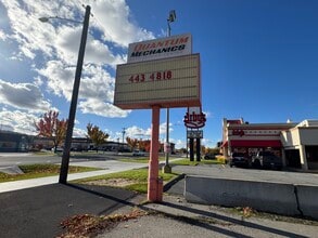 10415 E Sprague Ave, Spokane, WA à louer Photo intérieure– Image 2 sur 2