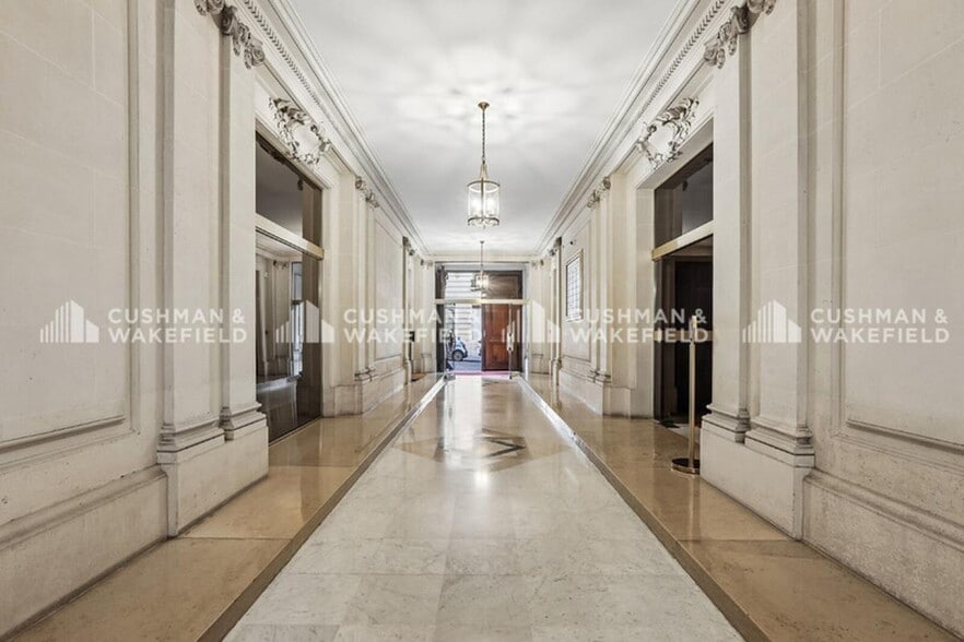 6 Rue Anatole De La Forge, Paris à louer - Hall d’entrée – Image 3 sur 6