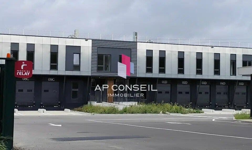 Bureau dans Trappes à louer - Photo de l’immeuble – Image 1 sur 6