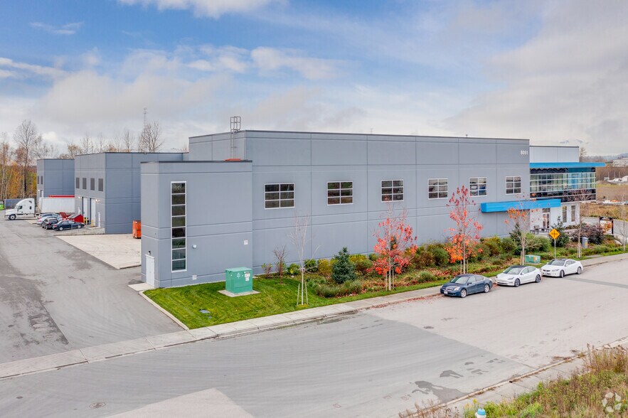 8051 92nd St, Delta, BC à louer - Photo de l’immeuble – Image 3 sur 3