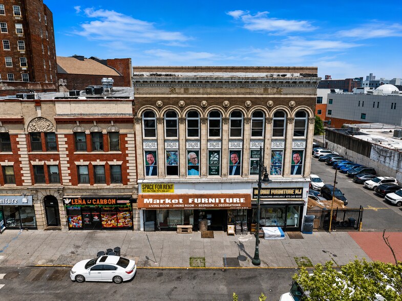 203-207 Market St, Paterson, NJ à louer - Photo de l’immeuble – Image 2 sur 15