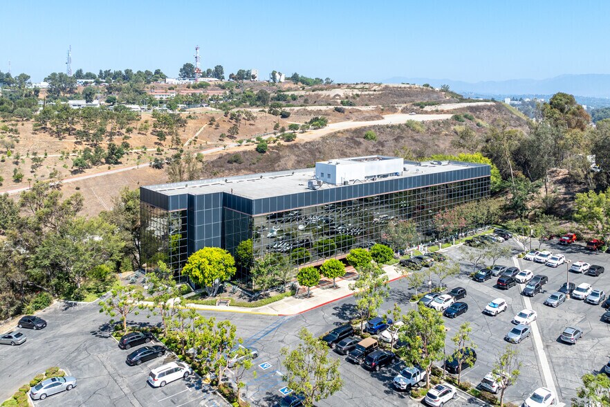 1255 Corporate Center Dr, Monterey Park, CA à louer - Aérien – Image 2 sur 6