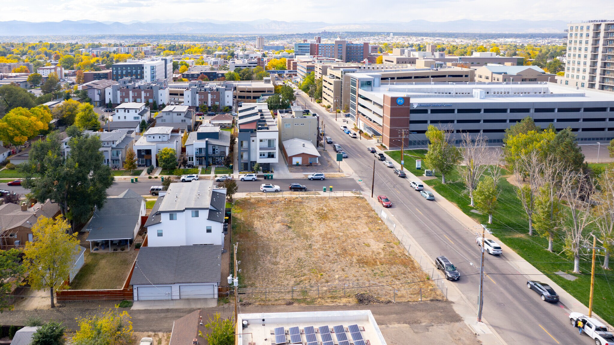 Mixed Use MultiFam/Commercial/Medical portefeuille de 3 biens à vendre sur LoopNet.fr Aérien– Image 1 sur 12