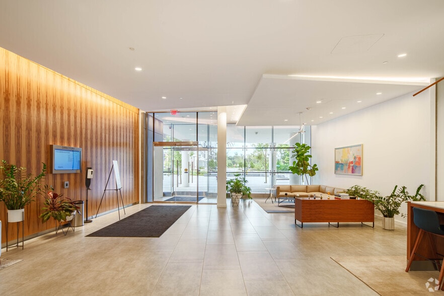 6100 Merriweather Dr, Columbia, MD à louer - Hall d’entrée – Image 2 sur 4