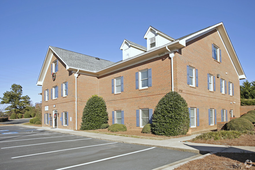 5959 Highway 53 E, Dawsonville, GA à vendre - Photo principale – Image 1 sur 37