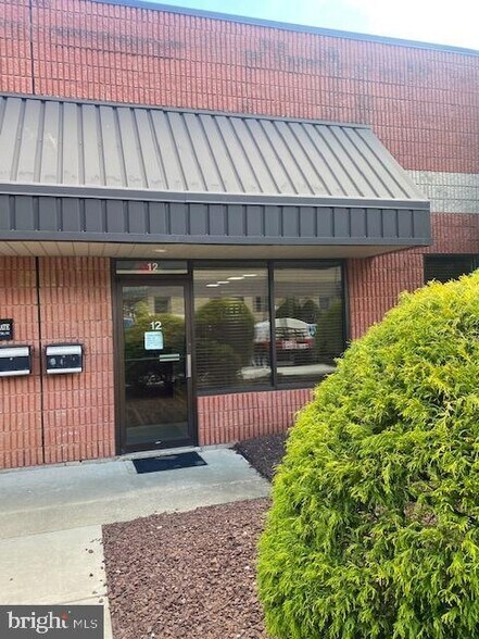 620 Deer Rd, Cherry Hill, NJ à louer - Photo de l’immeuble – Image 1 sur 10