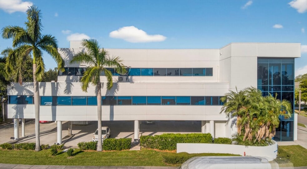 2426 S Tamiami Trl, Sarasota, FL à vendre - Photo de l’immeuble – Image 3 sur 12