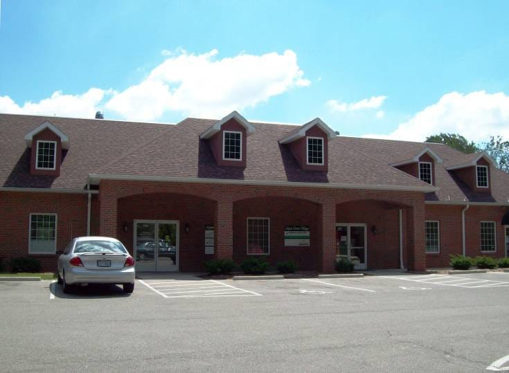 7581 Secor Rd, Lambertville, MI à vendre - Photo principale – Image 1 sur 5