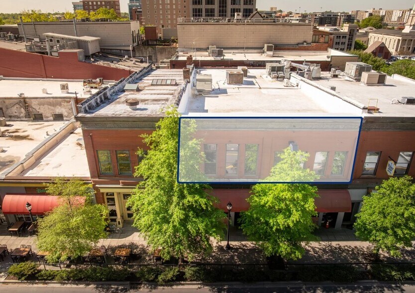 15 W Washington St, Greenville, SC à louer - Photo de l’immeuble – Image 2 sur 19