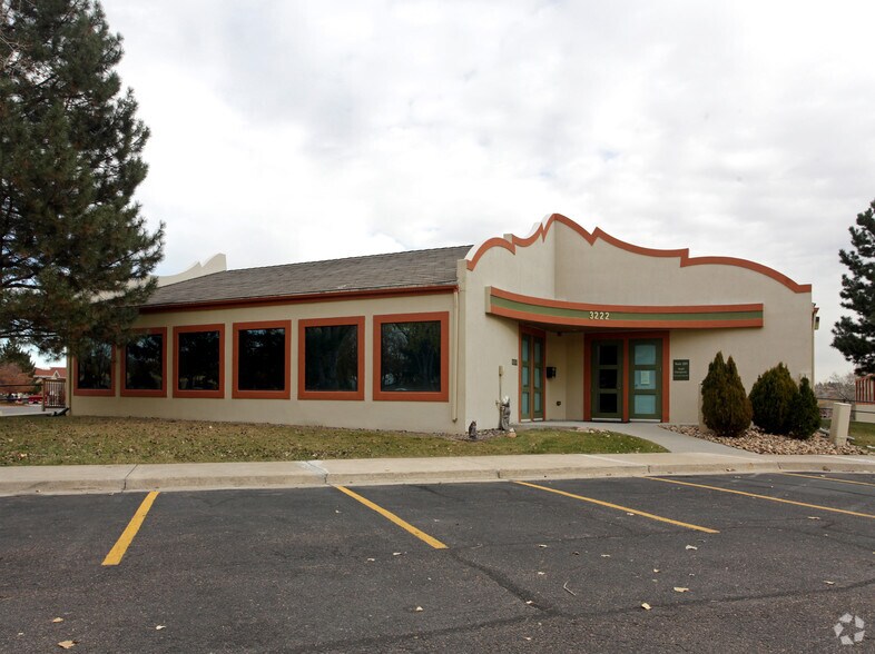 3222 S Vance St, Lakewood, CO à vendre - Photo de l’immeuble – Image 2 sur 7