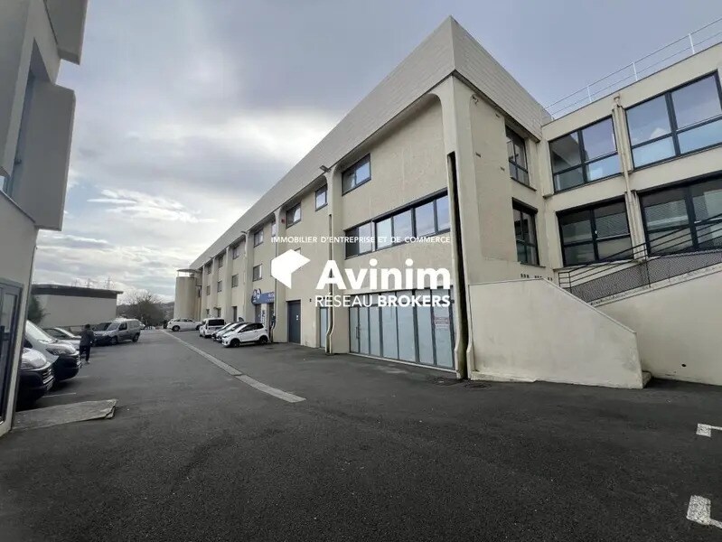 Local commercial dans Palaiseau à vendre Photo de l’immeuble– Image 1 sur 6