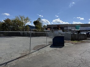 8395 Euclid Ave, Manassas Park, VA à louer Aérien– Image 2 sur 6