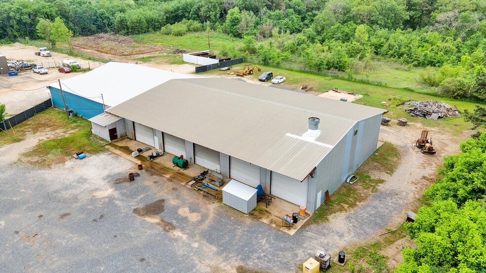 1903 Hearne Rd, Longview, TX à vendre - Photo de l’immeuble – Image 3 sur 64