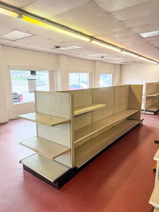 Plus de détails pour 1315 W State St, Bristol, VA - Bureau/Local commercial à louer