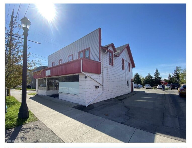 46 Queen St, Fort Erie, ON à vendre - Photo de l’immeuble – Image 2 sur 3