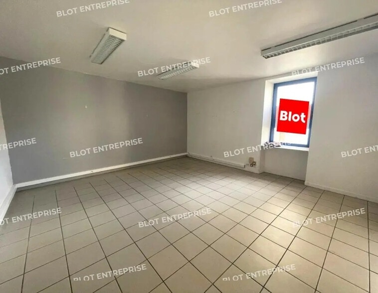 Bureau dans Plérin à louer - Photo intérieure – Image 1 sur 4