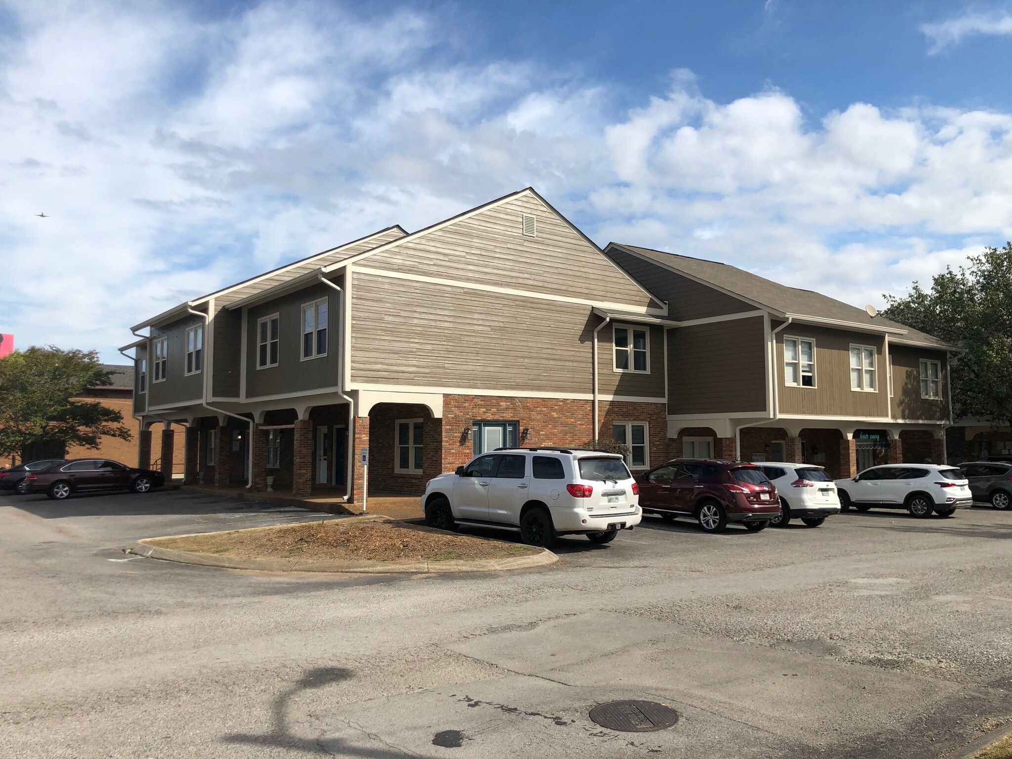 211 Donelson Pike, Nashville, TN à vendre Photo principale– Image 1 sur 23