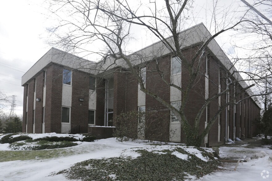 513 W Mount Pleasant Ave, Livingston, NJ à louer - Photo de l’immeuble – Image 3 sur 3