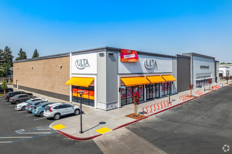 737-885 Russell Blvd, Davis, CA à louer - Photo de l’immeuble – Image 1 sur 6