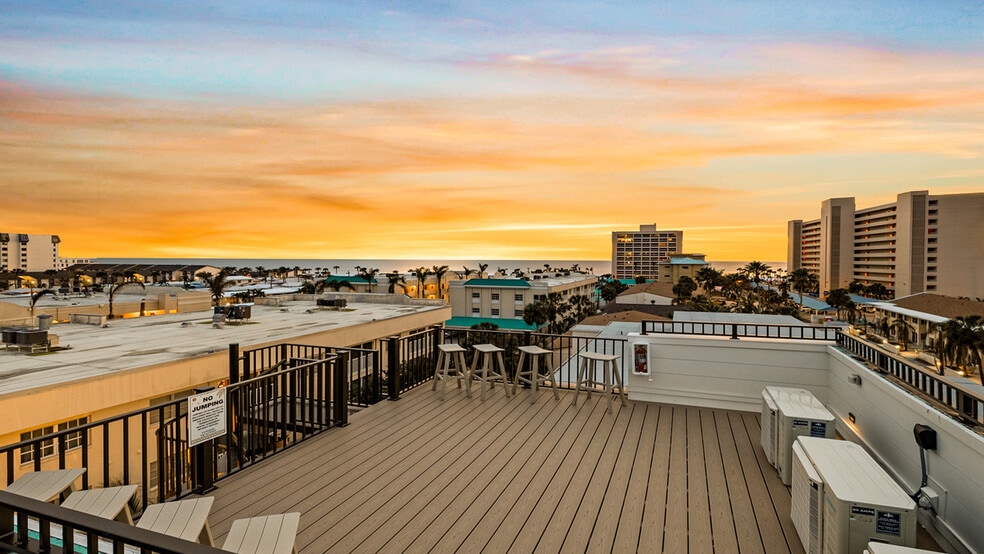 1142 Windsong Ln, Siesta Key, FL à vendre - Photo de l’immeuble – Image 3 sur 9