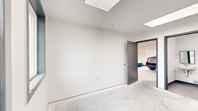 310 Route 9, Waretown, NJ à louer Numérisation 3D Matterport– Image 1 sur 6