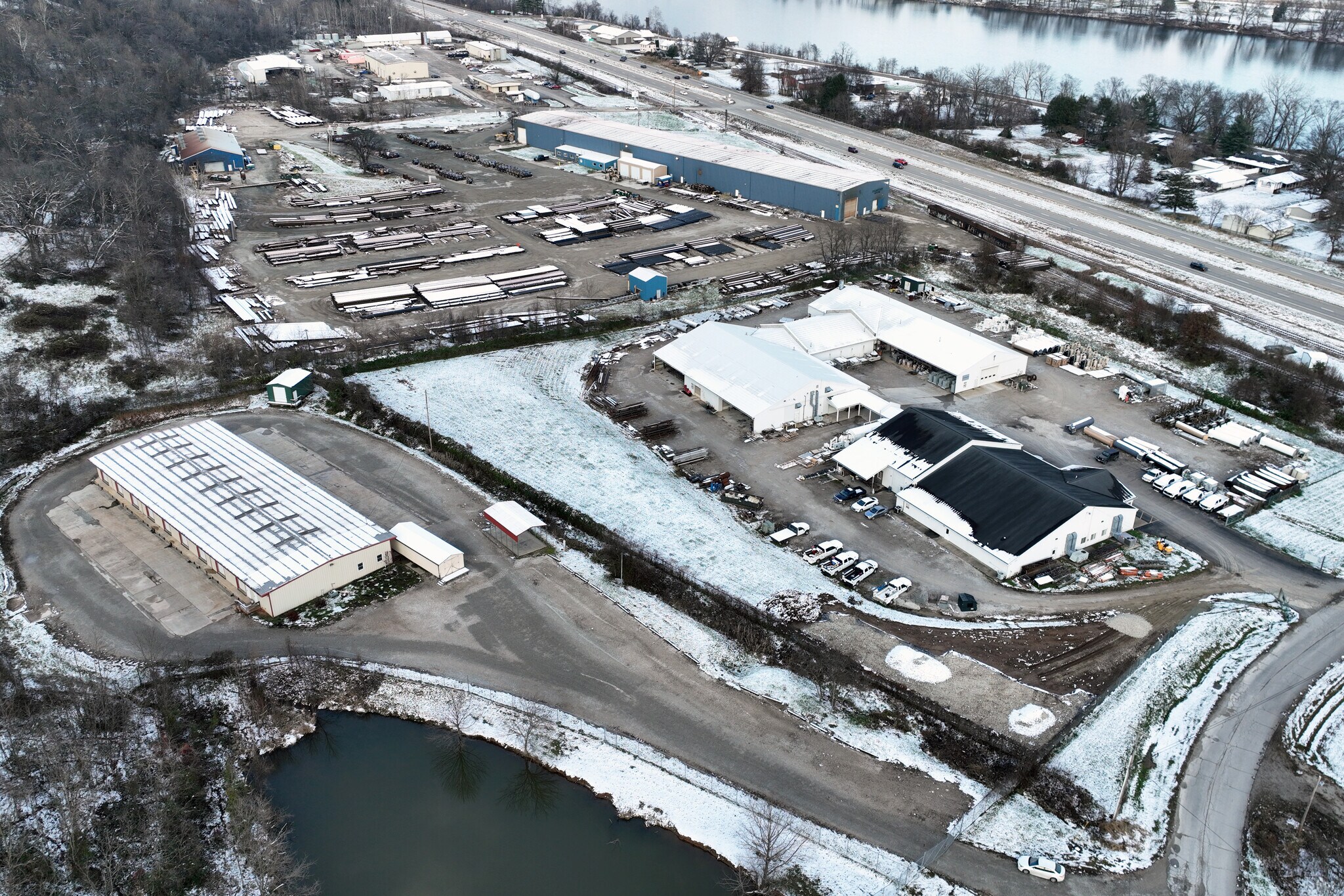 150 Ayers Blvd, Belpre, OH à vendre Photo principale– Image 1 sur 2