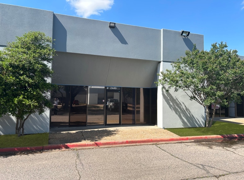 2429-2458 Walnut Ridge St, Dallas, TX à louer Photo de l’immeuble– Image 1 sur 1