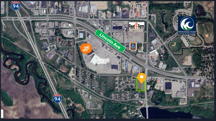 Tower Rd, Fergus Falls, MN à vendre - Photo de l’immeuble – Image 2 sur 19