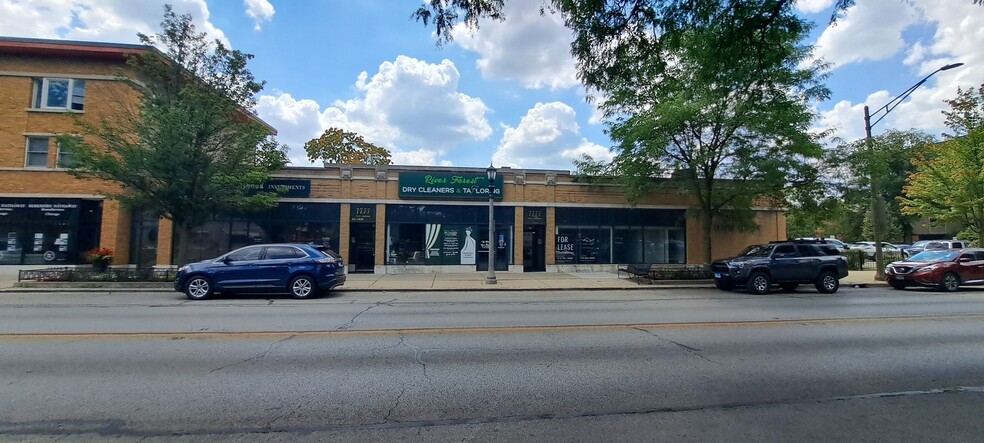 7777 Lake St, River Forest, IL à louer - Photo de l’immeuble – Image 1 sur 5