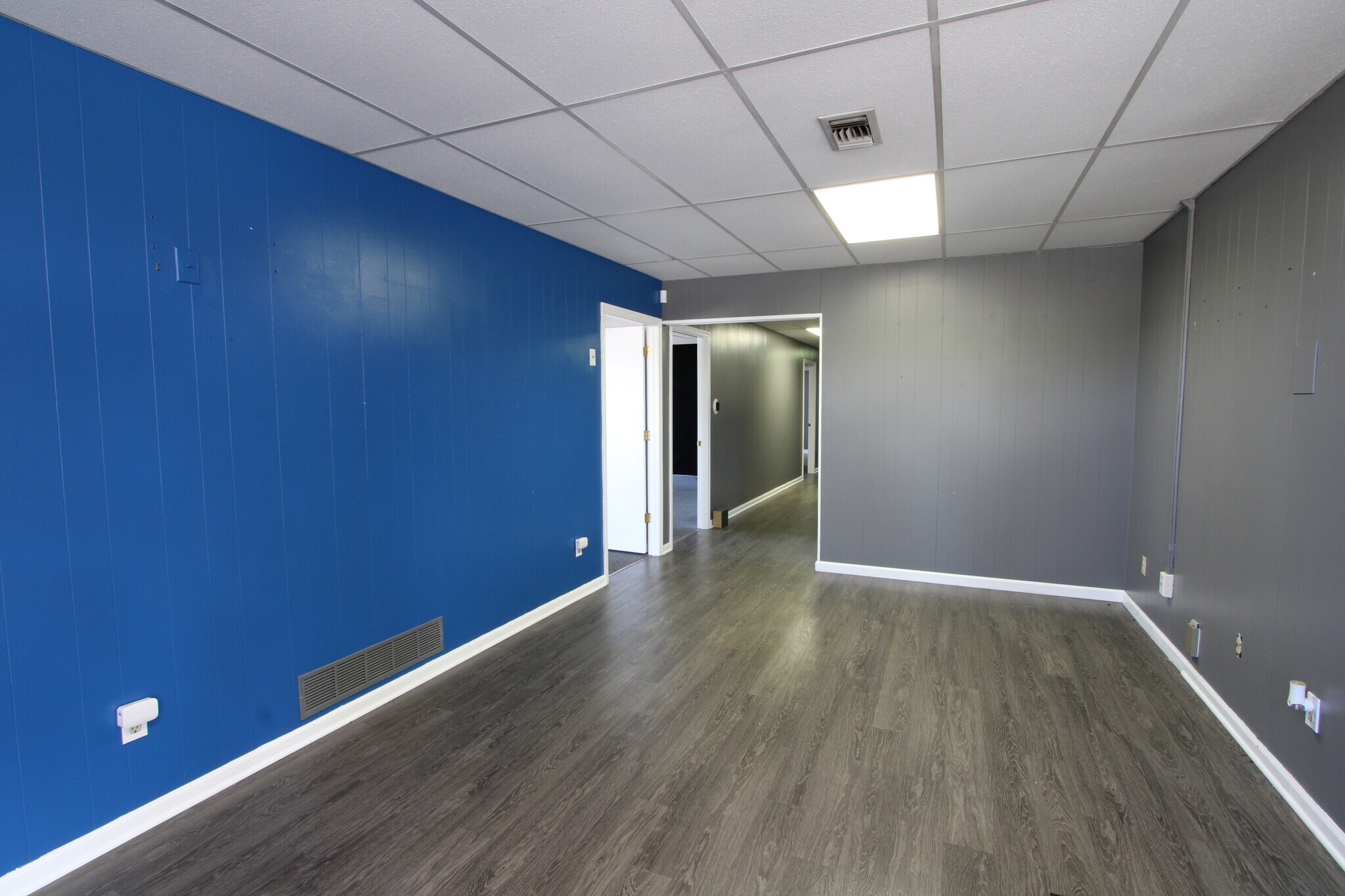 3045 S Meridian St, Indianapolis, IN à louer Photo intérieure– Image 1 sur 5