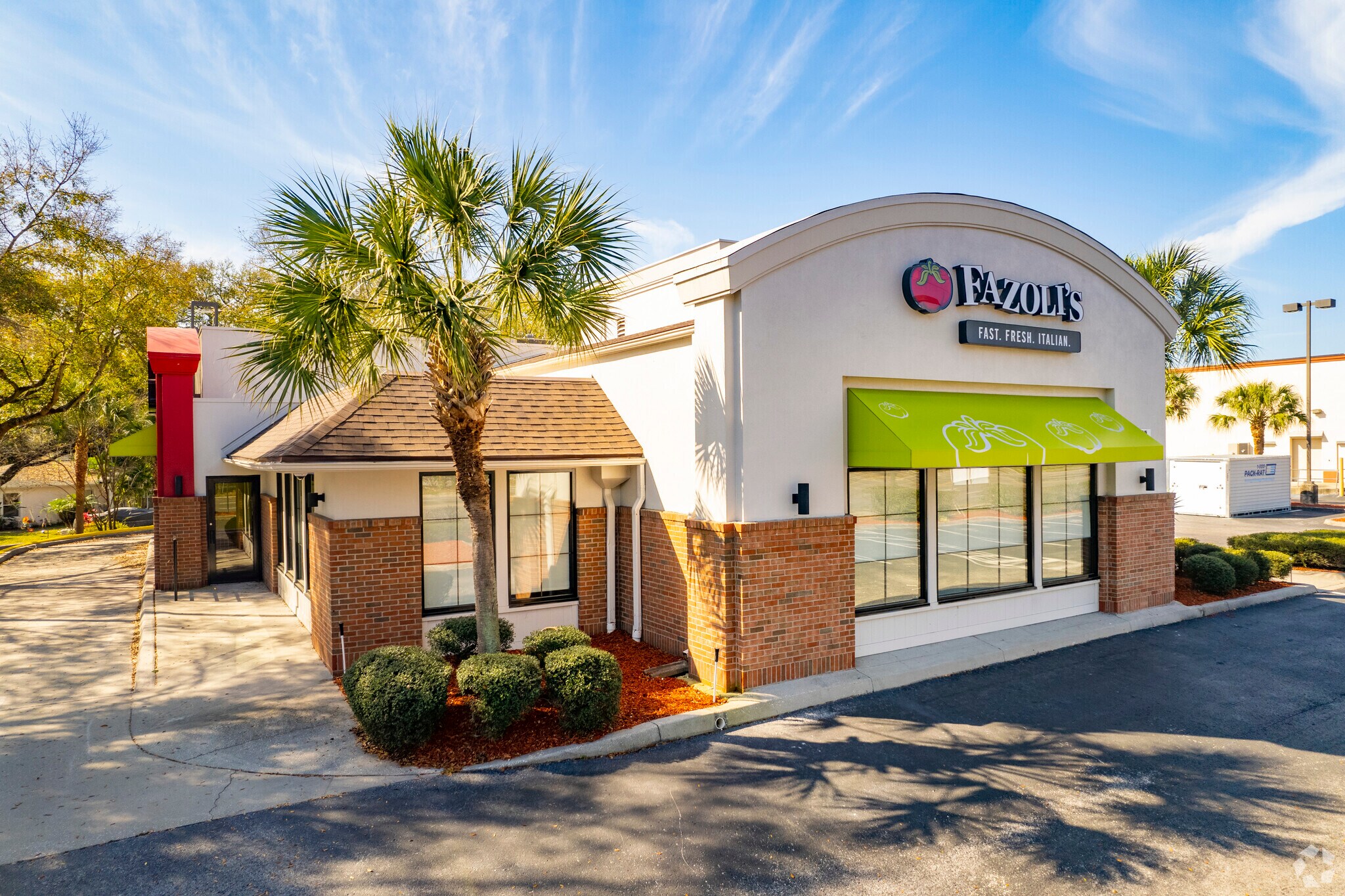 4011 E Busch Blvd, Tampa, FL à louer Photo principale– Image 1 sur 27