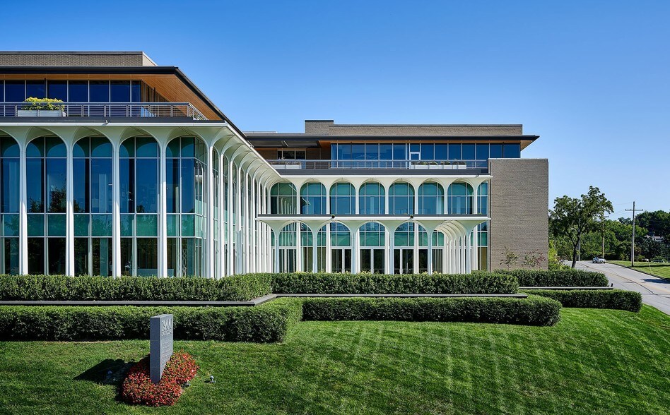 1900 Shawnee Mission Pkwy, Mission Woods, KS à louer - Photo de l’immeuble – Image 3 sur 5