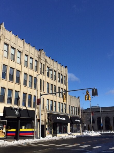 64 Wall St, Norwalk, CT à louer - Photo de l’immeuble – Image 2 sur 6