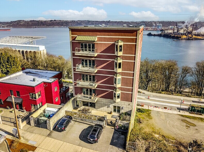 207 Broadway, Tacoma, WA à vendre - Photo de l’immeuble – Image 2 sur 9