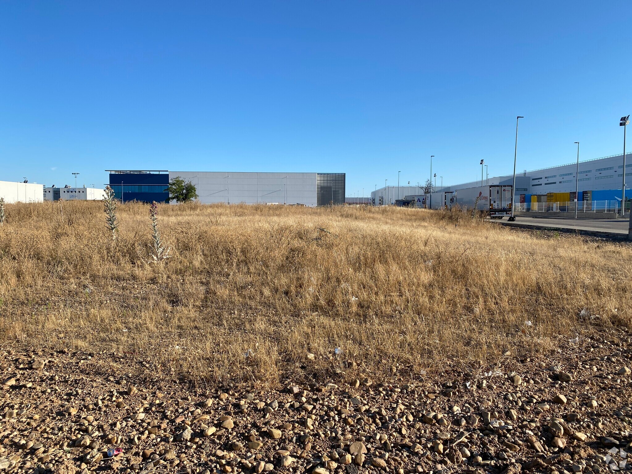 Avenida de los Artesanos, 5, San Fernando de Henares, Madrid à vendre Photo principale– Image 1 sur 3