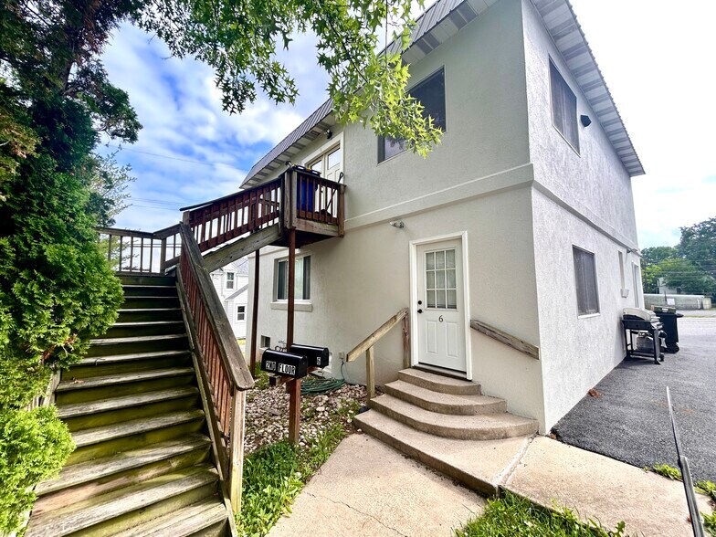 6 S 15th St, Camp Hill, PA à vendre - Photo de l’immeuble – Image 1 sur 29