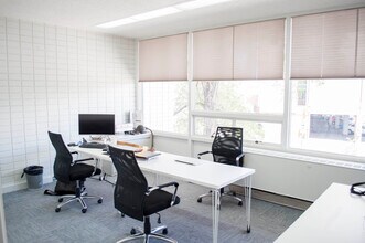 575 Forest St, Reno, NV à louer Photo intérieure– Image 2 sur 3