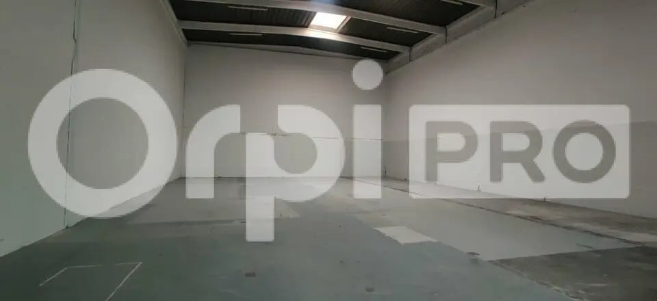 Local d’activités dans Bondoufle à louer - Photo intérieure – Image 2 sur 8