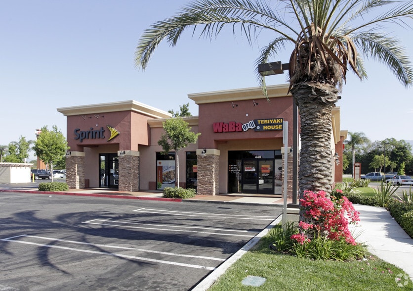 440-442 S Auto Center Dr, Claremont, CA à louer - Photo principale – Image 1 sur 3