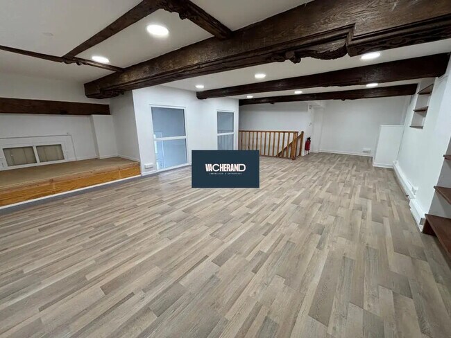 Plus de détails pour Bureau à louer