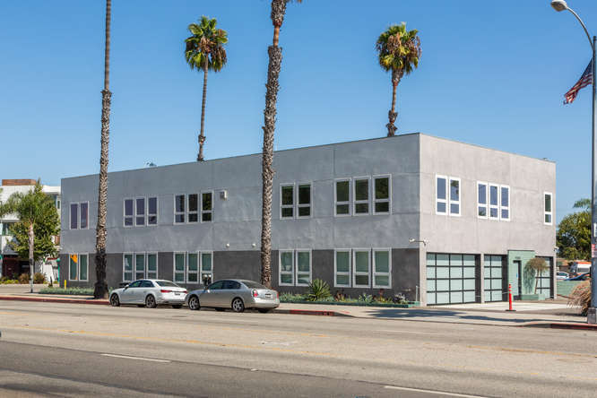 11101 Washington Blvd, Culver City, CA à louer - Photo principale – Image 1 sur 13