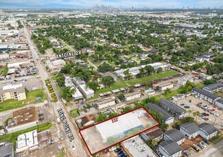 Plus de détails pour 7515 Long Point Rd, Houston, TX - Local d'activités à louer