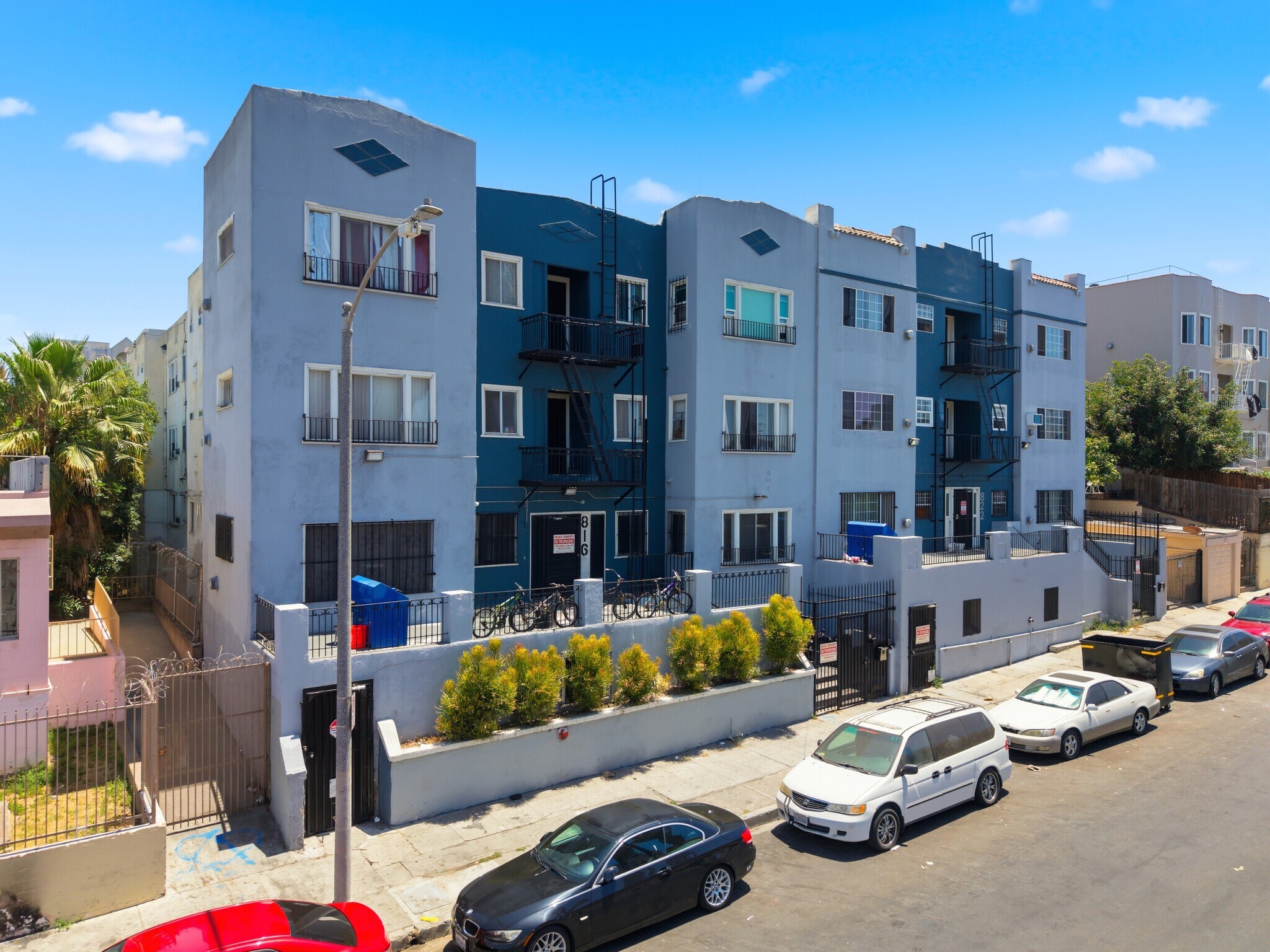 816 S Park View St, Los Angeles, CA à vendre Photo principale– Image 1 sur 9
